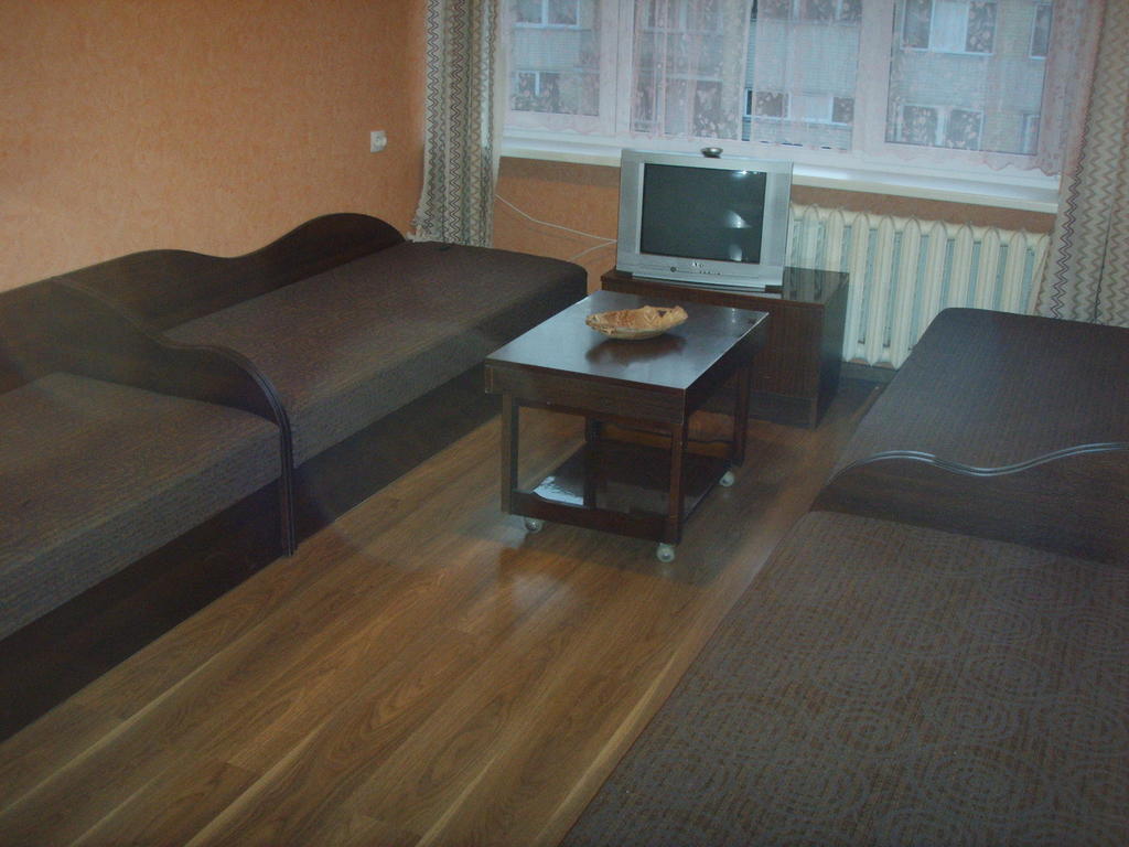 Chernobyl Type Rooms In A Block Flat House Siauliai  Bagian luar foto