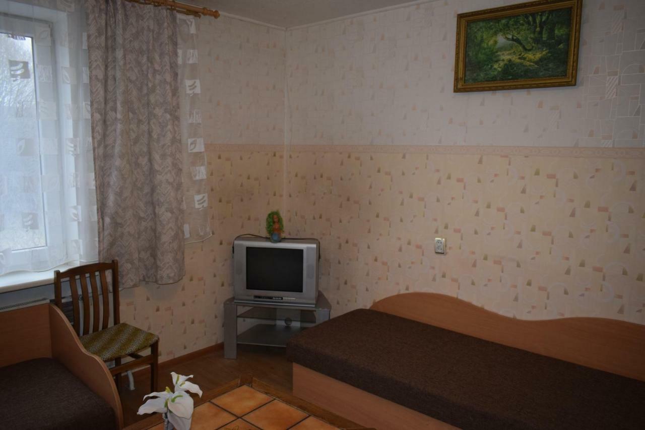 Chernobyl Type Rooms In A Block Flat House Siauliai  Bagian luar foto