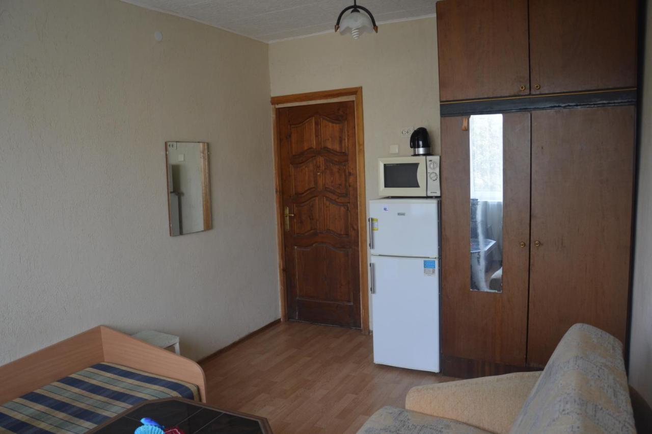 Chernobyl Type Rooms In A Block Flat House Siauliai  Bagian luar foto